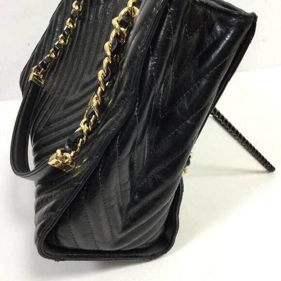 Michael Kors Susannah Large Chevron-Quilted Lamb Leather Tote Bag Black - Picture 3 of 16